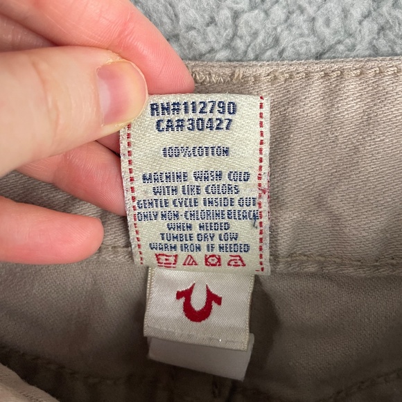 TRUE RELIGION Bobby Cut Off Shorts Womens 25 (26x2) Brown Pockets Comfort Denim - Picture 3 of 13